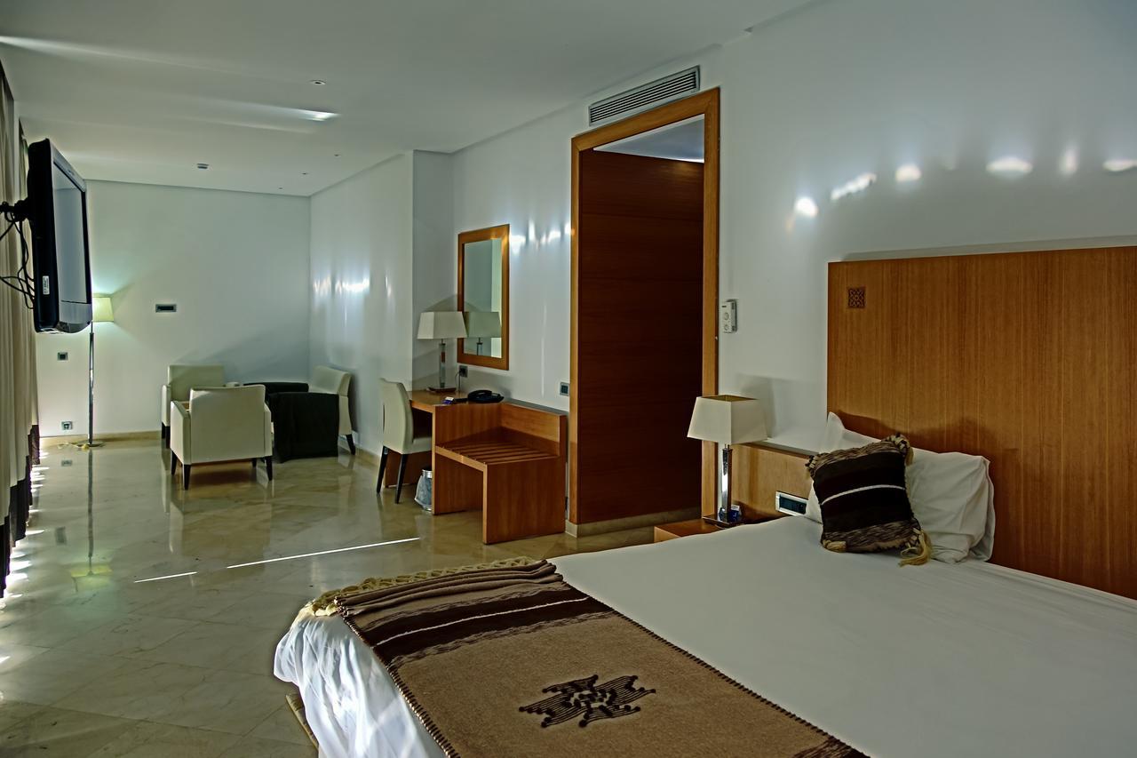 Suites Hotel Mohammed V By Accor Al Hoceïma Kültér fotó