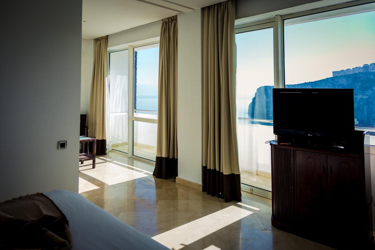 Suites Hotel Mohammed V By Accor Al Hoceïma Kültér fotó