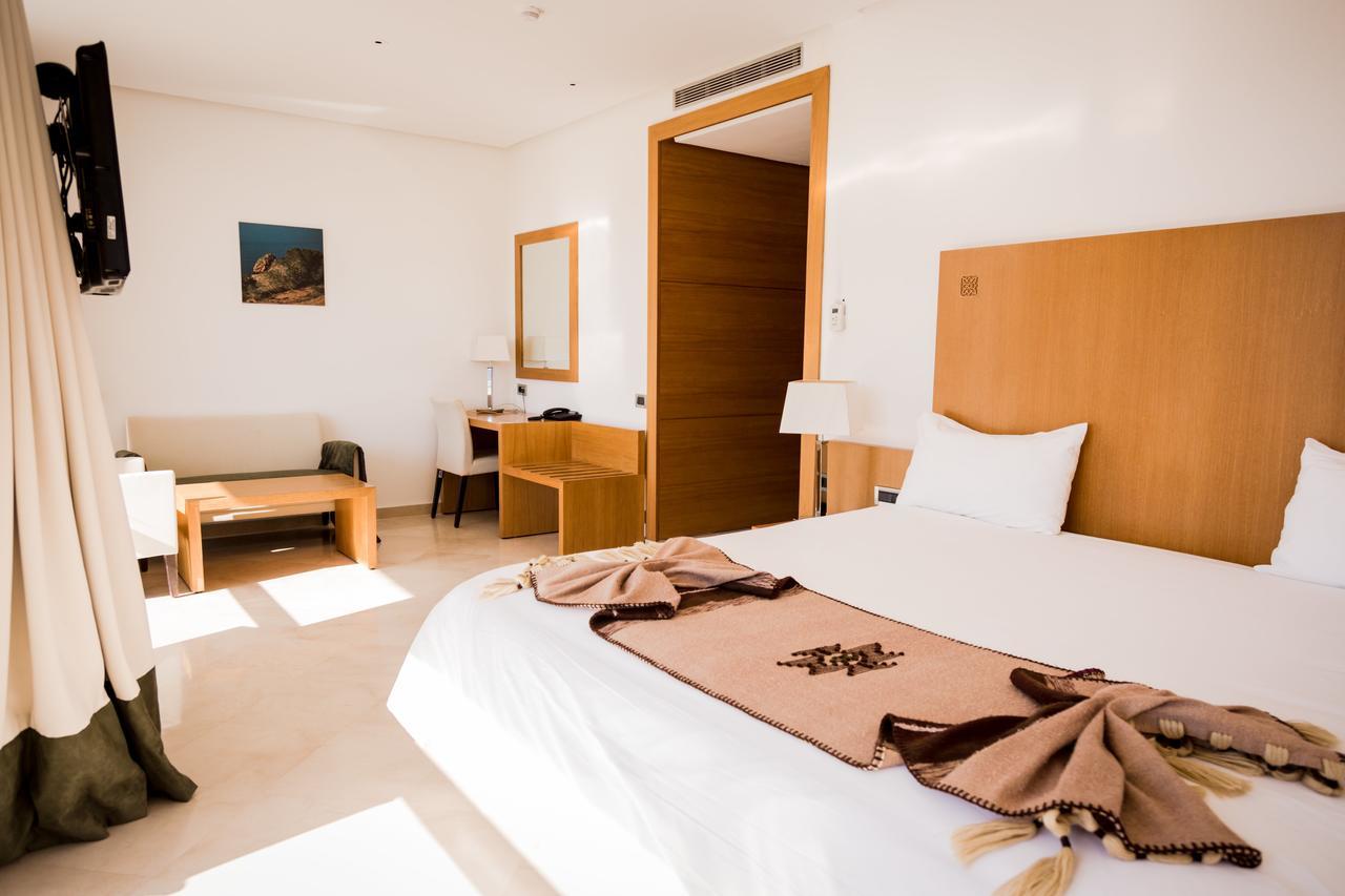 Suites Hotel Mohammed V By Accor Al Hoceïma Kültér fotó